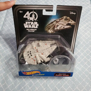 Star Wars Hot Wheels Millennium Falcon Collectable Toy with Flight Stand 40th